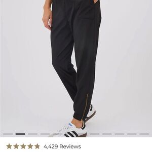 Albion Fit Jetsetter Black Jogger Pants